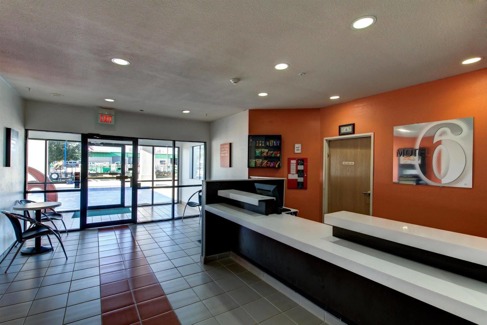 Motel 6 Waco - Woodway 外观 照片